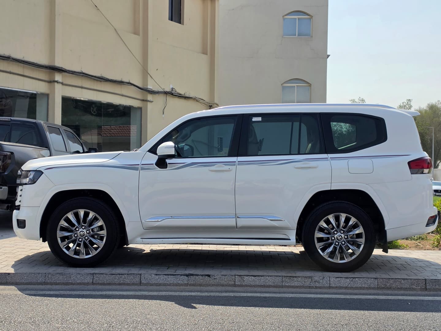 Toyota Land Cruiser GXR Twin Turbo 2024 - Image 4