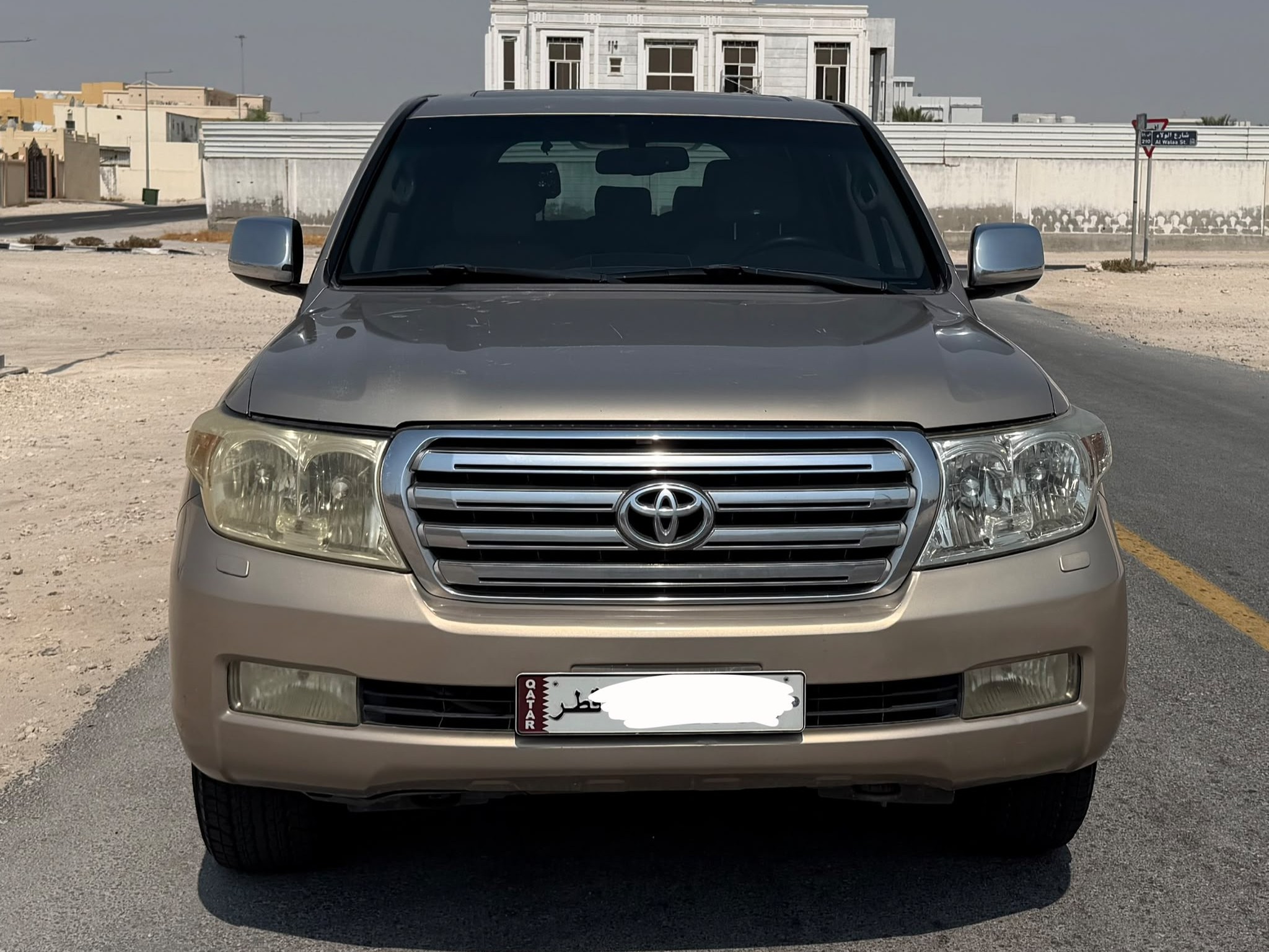 Toyota Land Cruiser GXR v8 2010 - Image 3