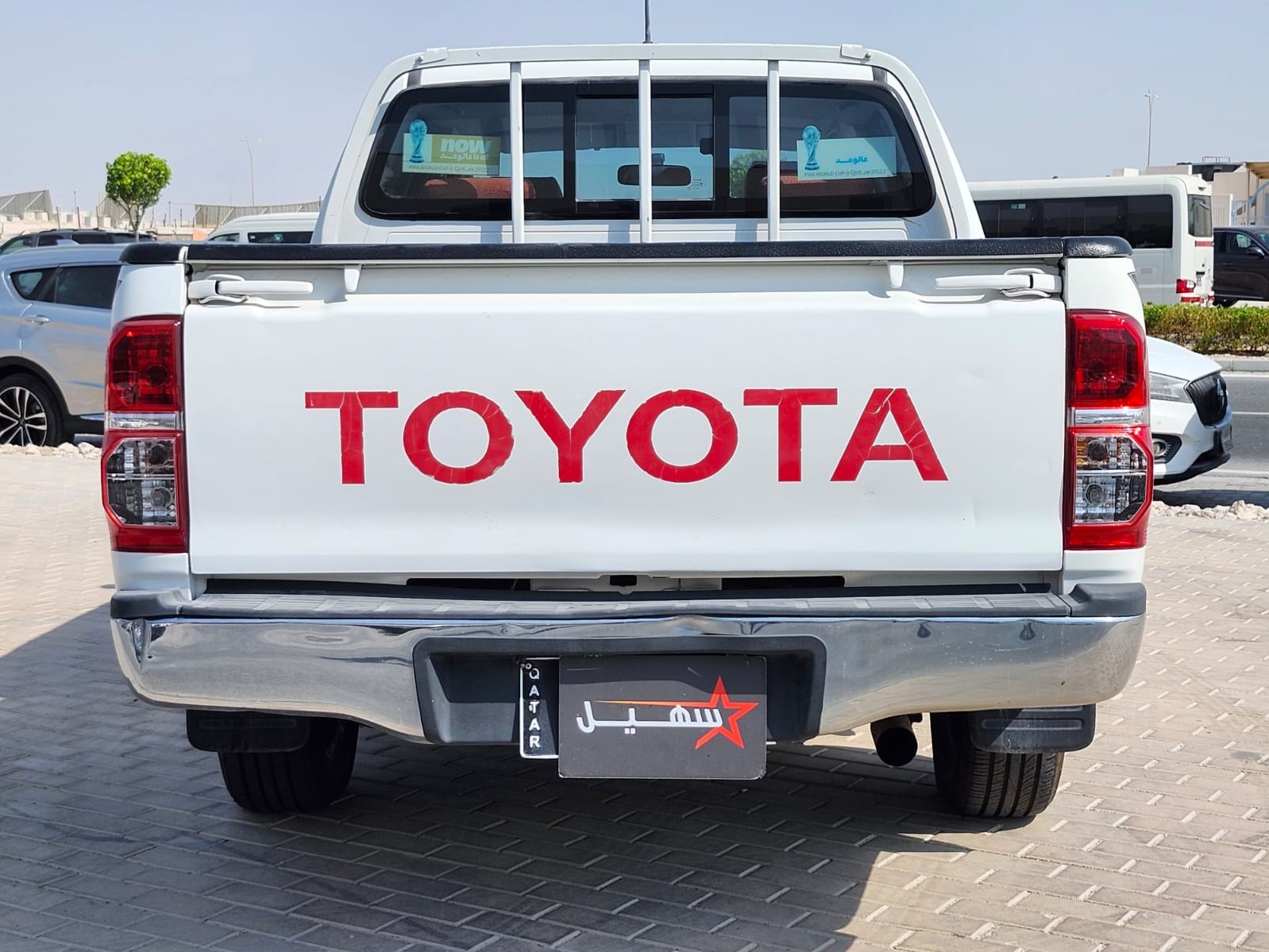 Toyota Hilux 2.0 2013 - Image 3