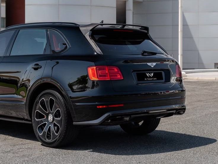Bentley Bentayga Mulliner 2018 - Image 3