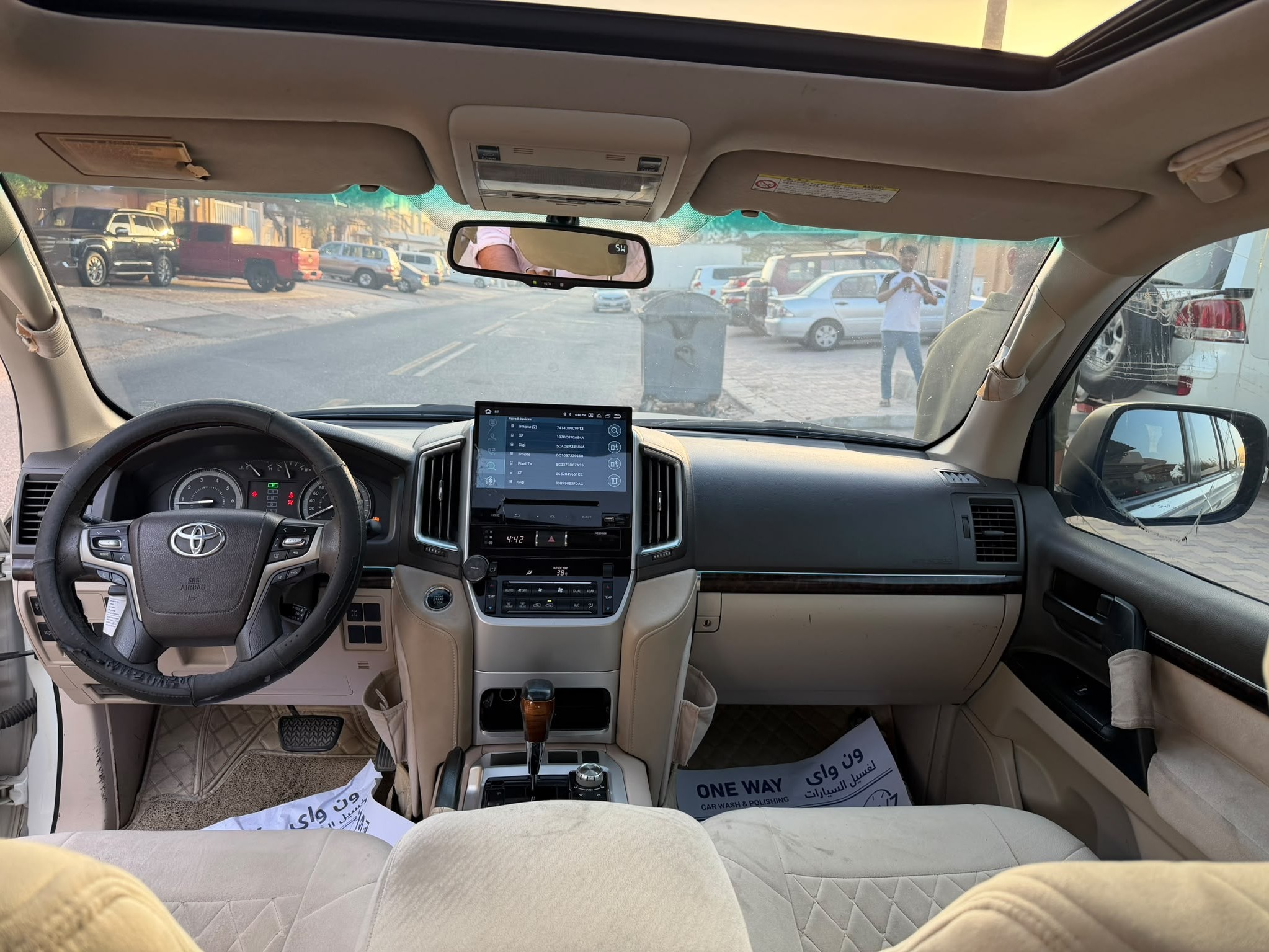 Toyota Land Cruiser GX.R 2010 - Image 2