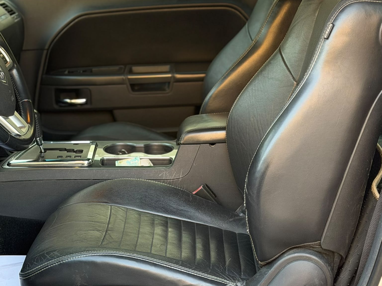 Dodge Challenger V6 2012 - Image 3