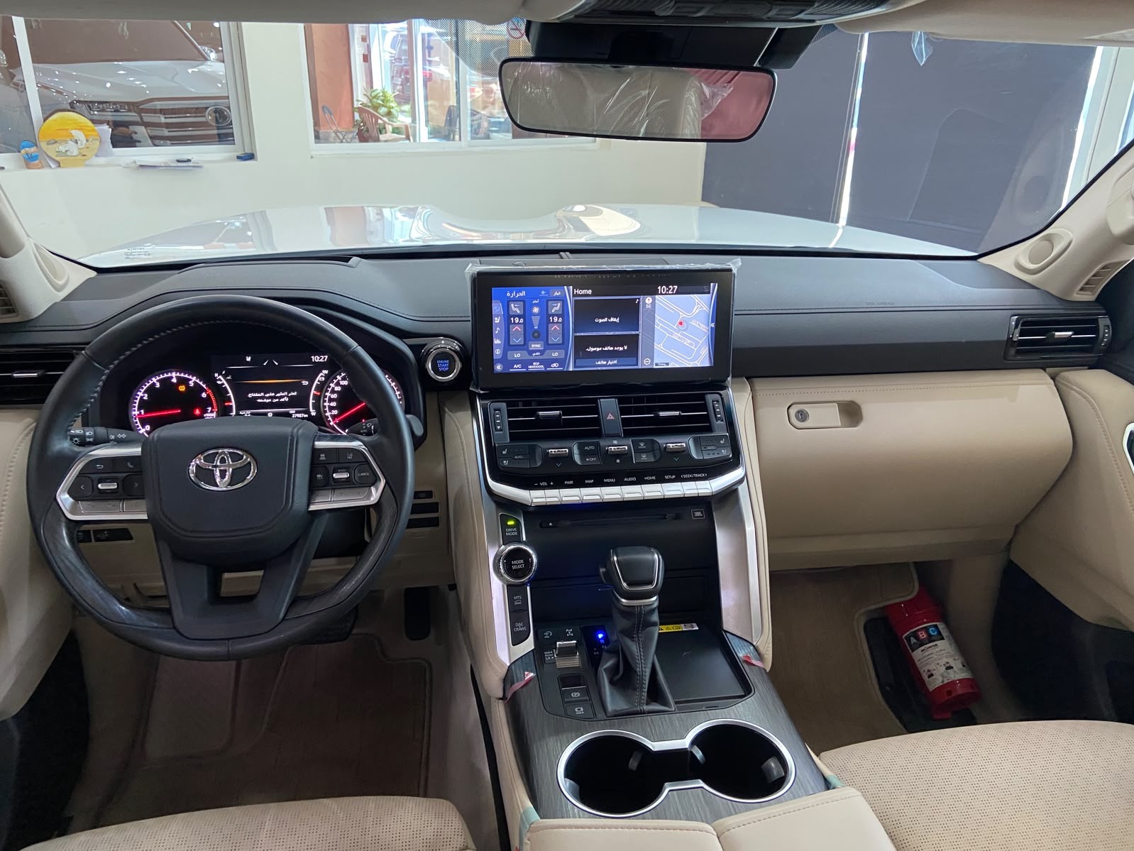Toyota Land Cruiser VX.R 2024 - Image 2