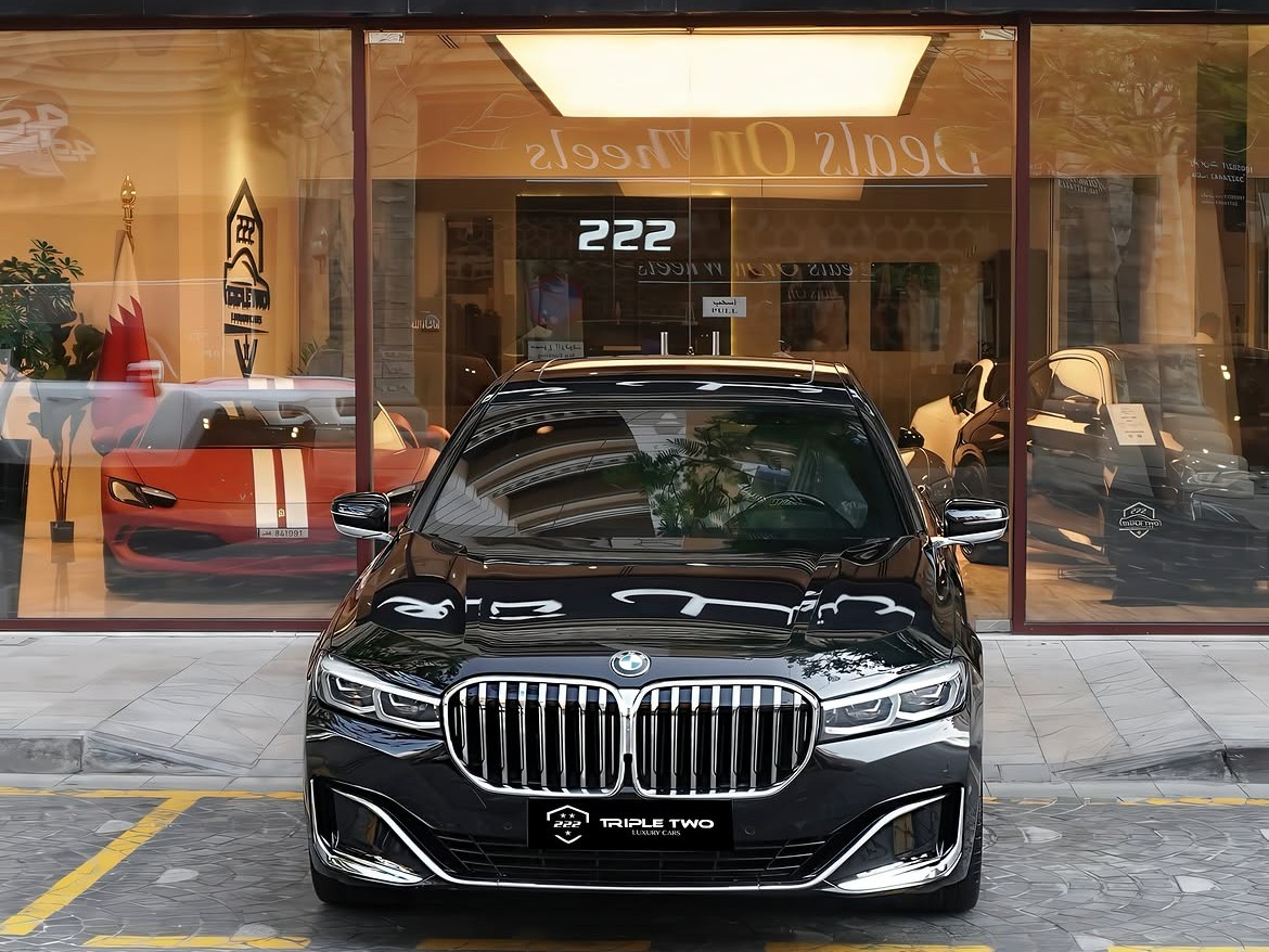 BMW 7-Series 730 Li 2021