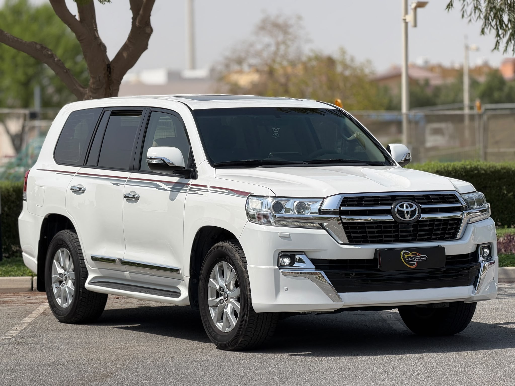 Toyota Land Cruiser GXR v8 2020