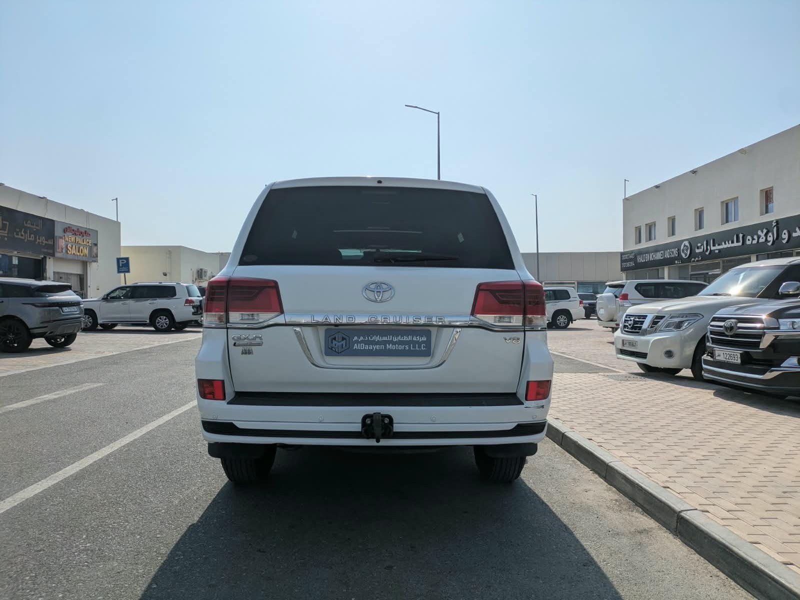 Toyota Land Cruiser GXR Grand Touring 2017 - Image 4