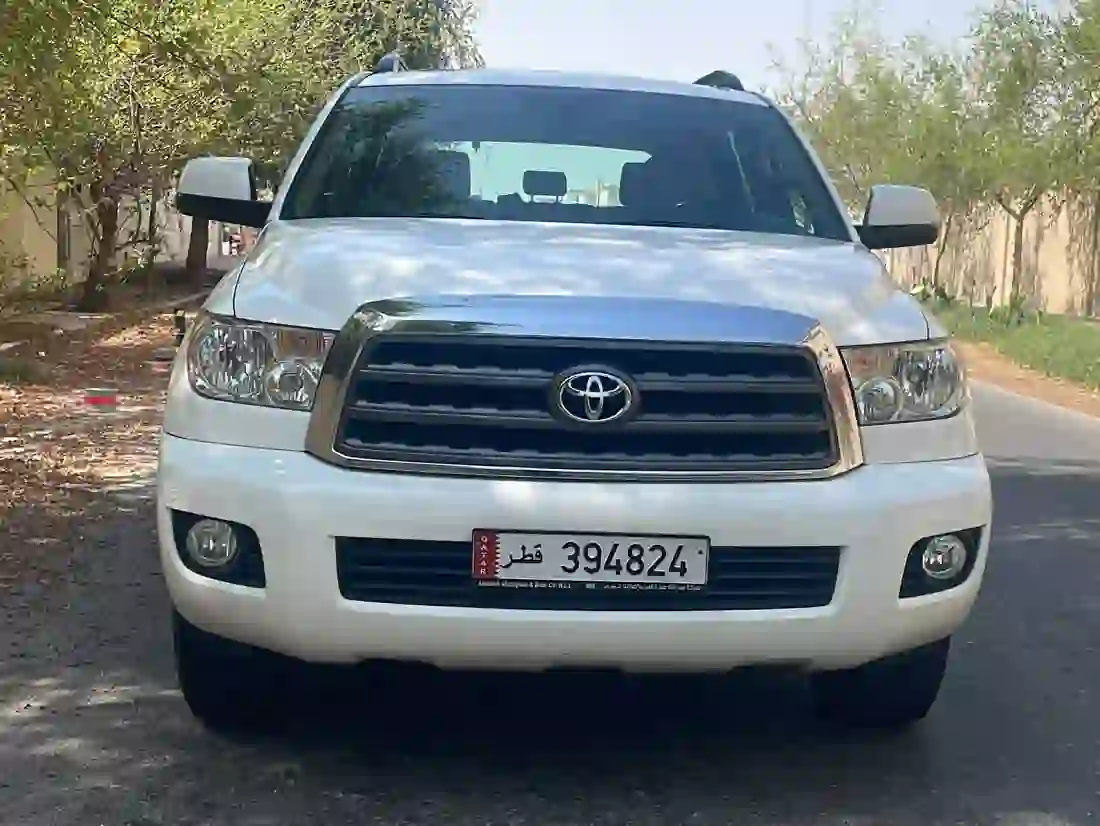 Toyota Sequoia SR5 2016 - Image 2