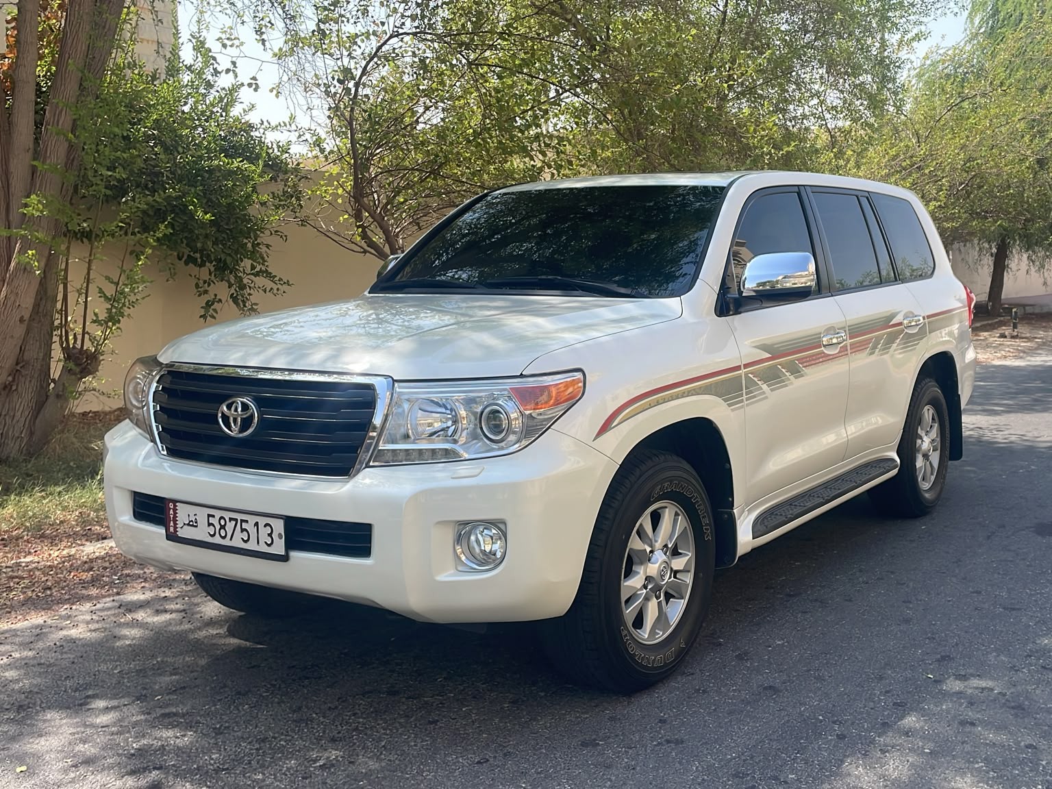 تويوتا لاند كروزر جي اكس ار v8 2012