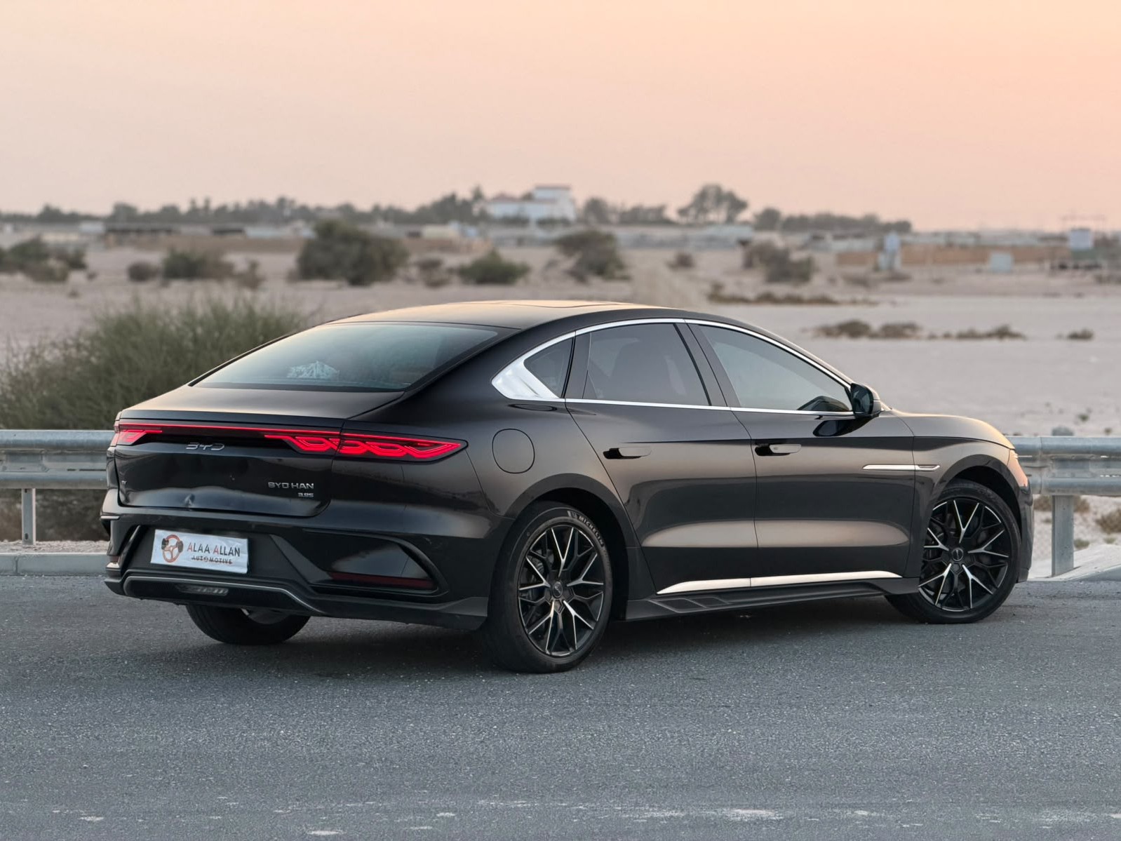 BYD HAN 2025 - Image 3