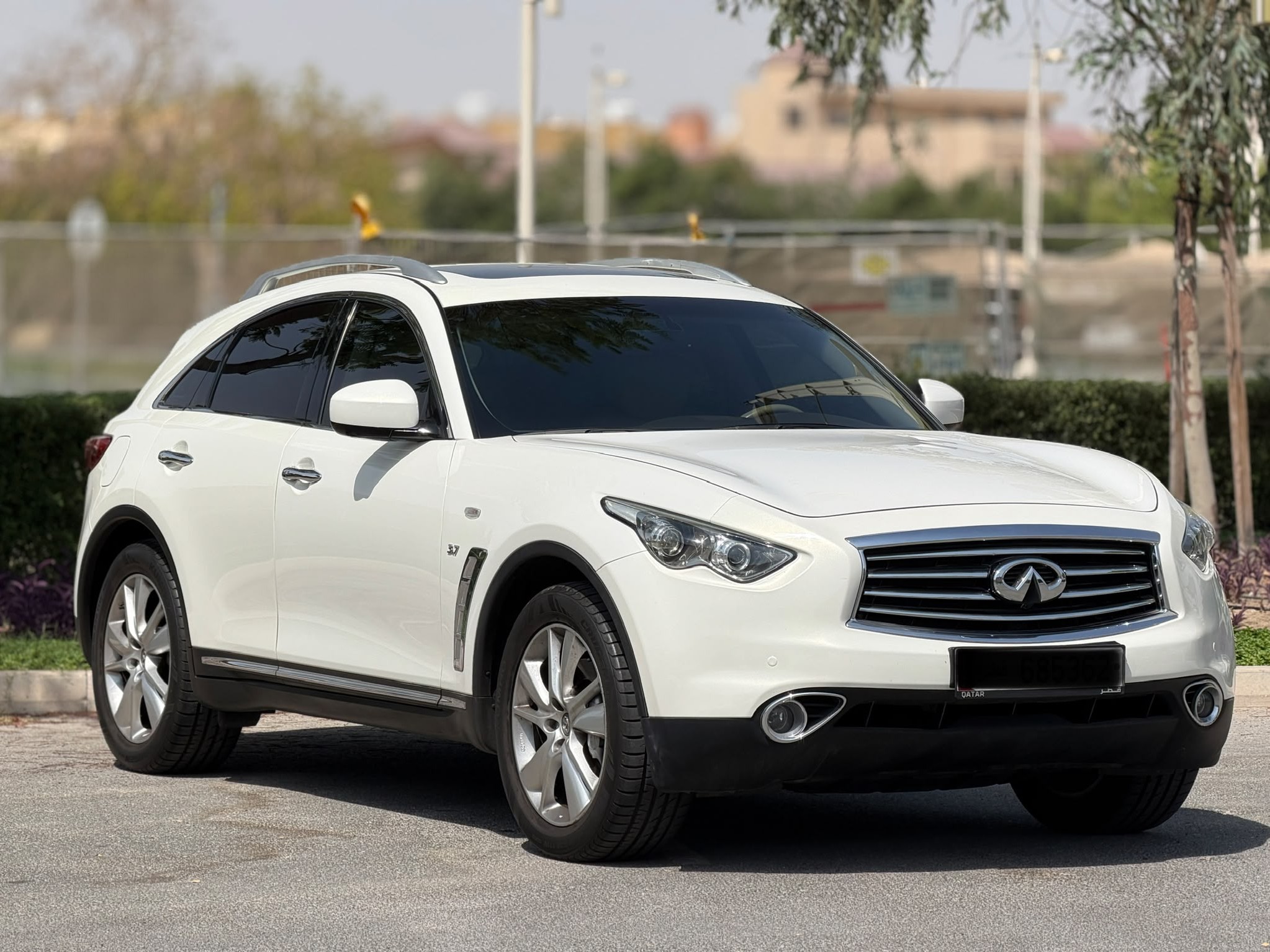 إنفينيتي كو اكس 70 2015