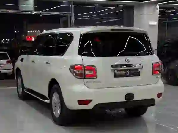 Nissan Patrol SE 2015 - Image 4