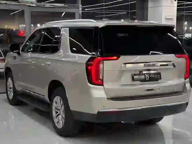 GMC Yukon SLT 2023 - Image 3
