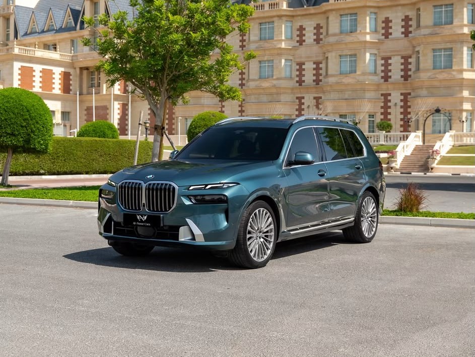 BMW X-Series X7 2024