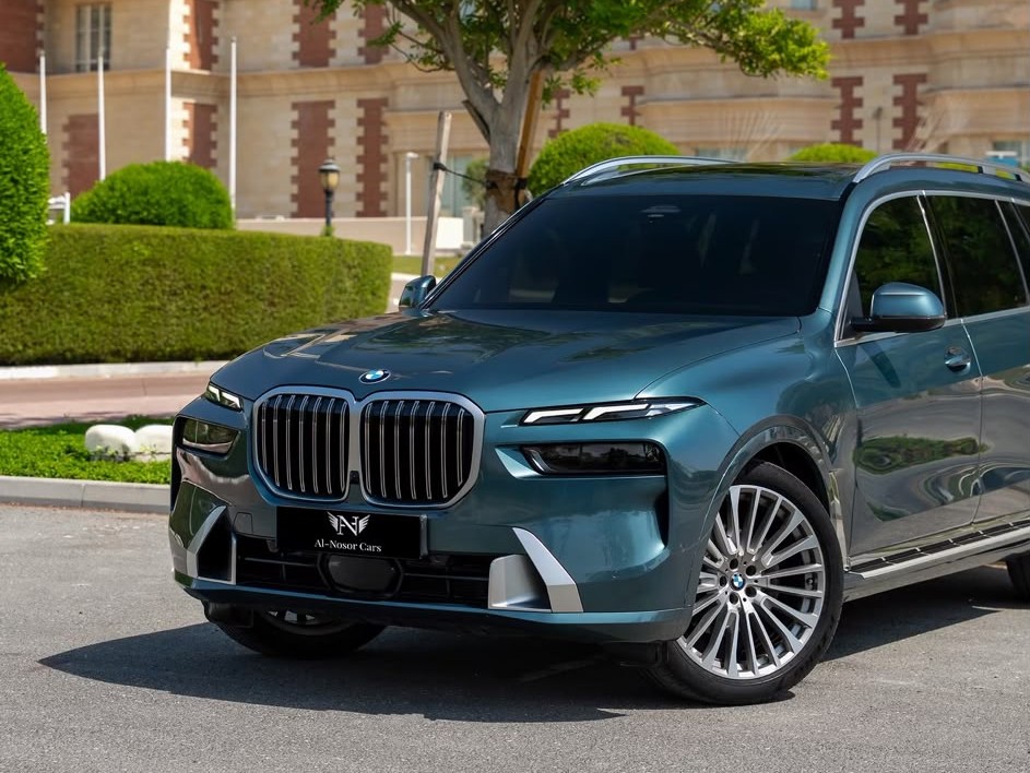 BMW X-Series X7 2024 - Image 2