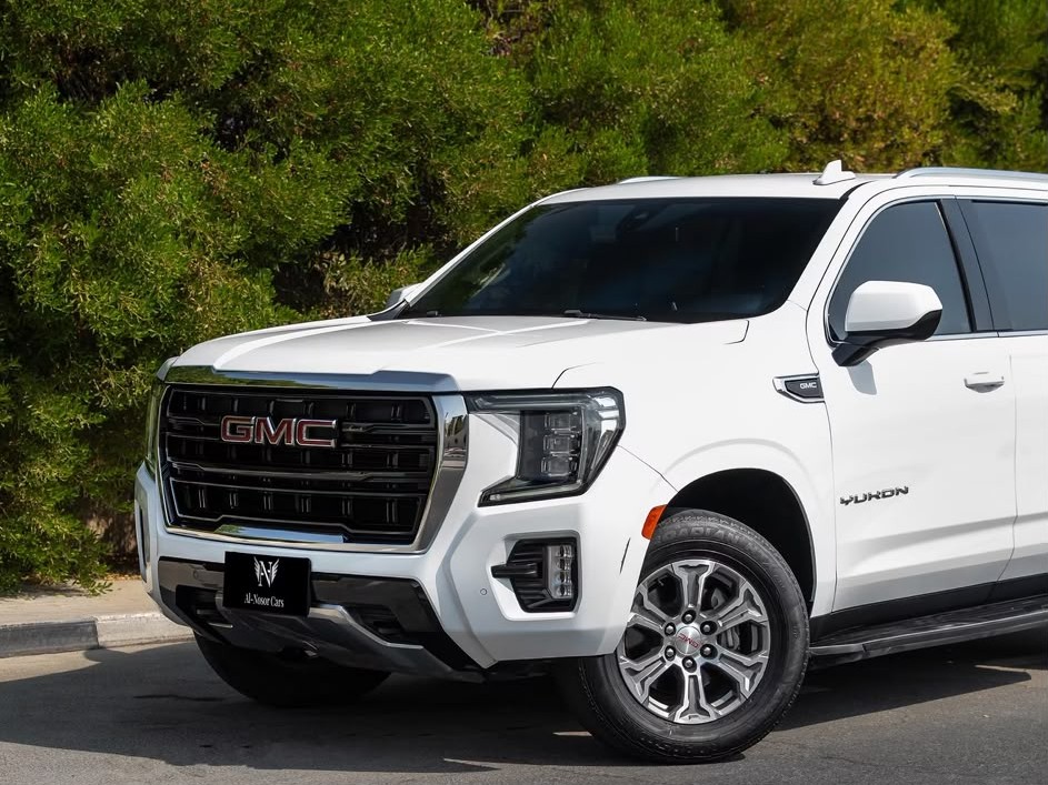 GMC Yukon SLE 2021 - Image 2