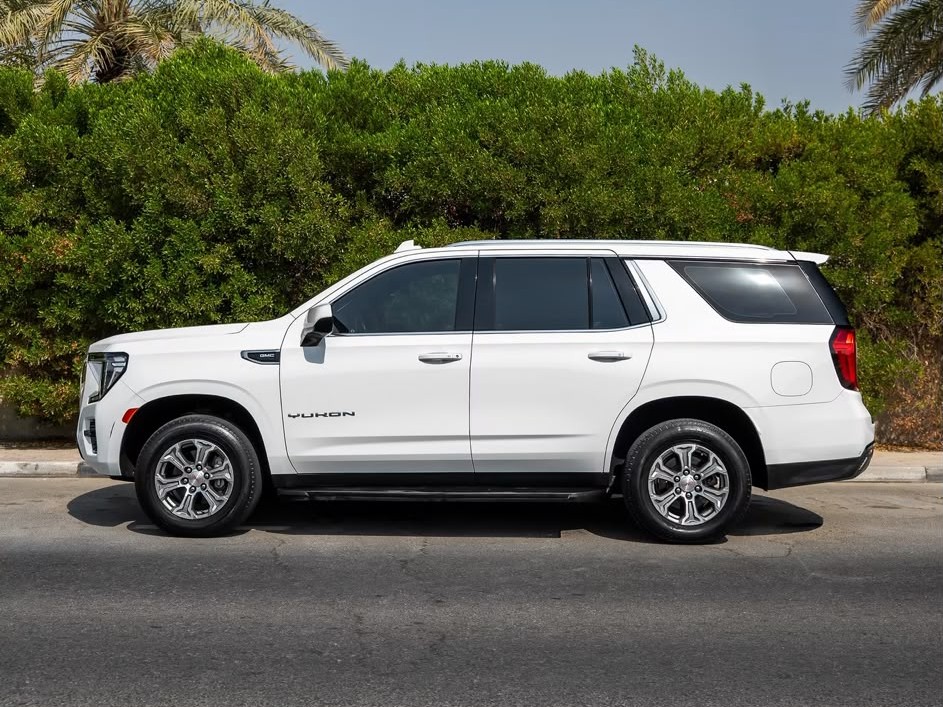 GMC Yukon SLE 2021 - Image 4