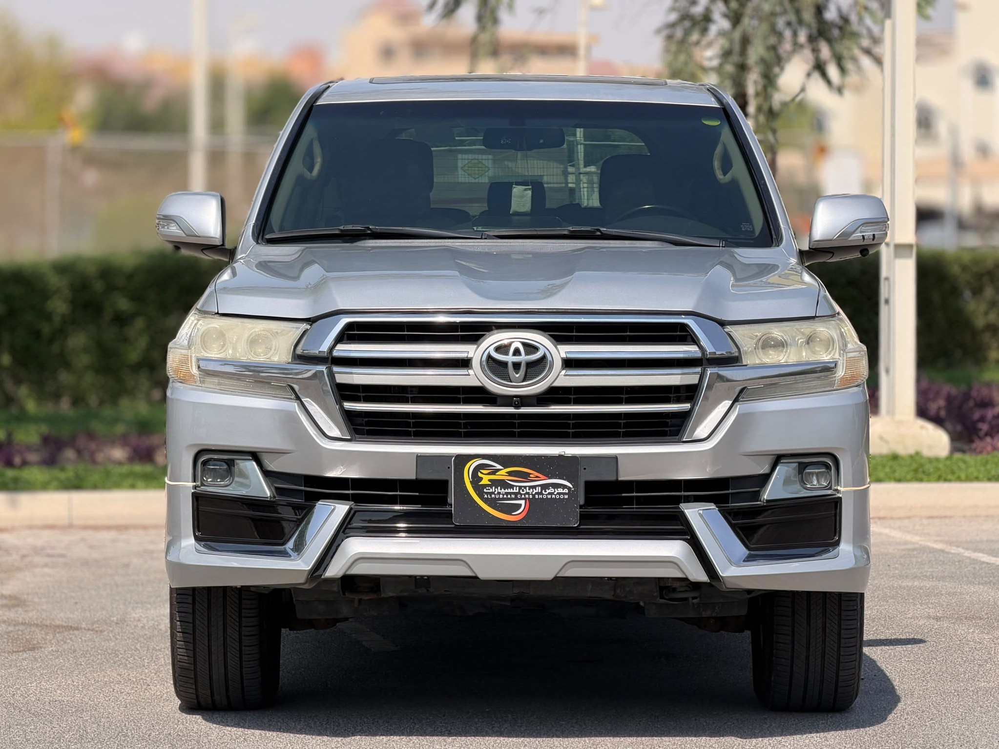 تويوتا لاند كروزر جي اكس ار v8 2015 - Image 2