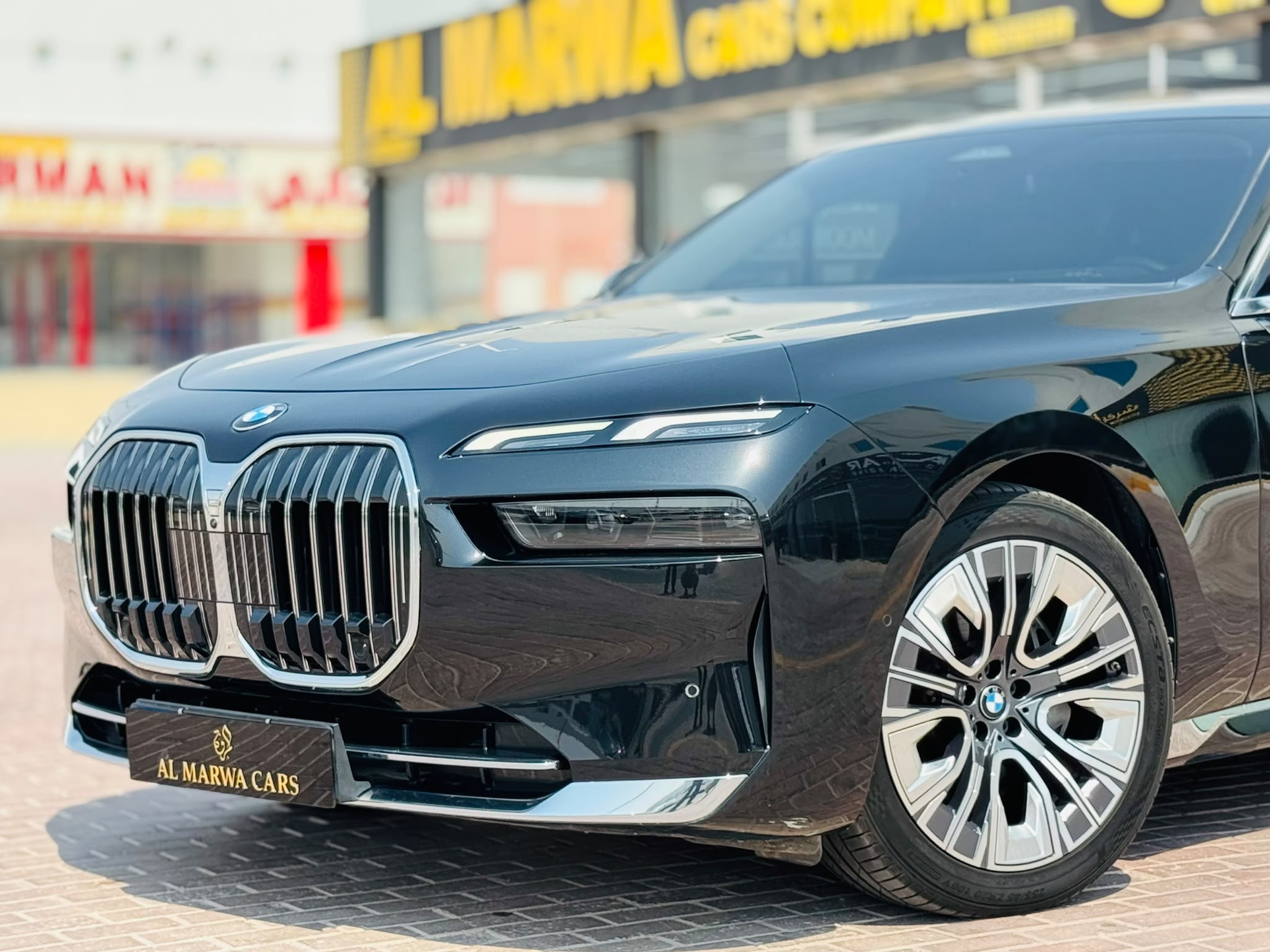 BMW 7-Series 735i 2025 - Image 4