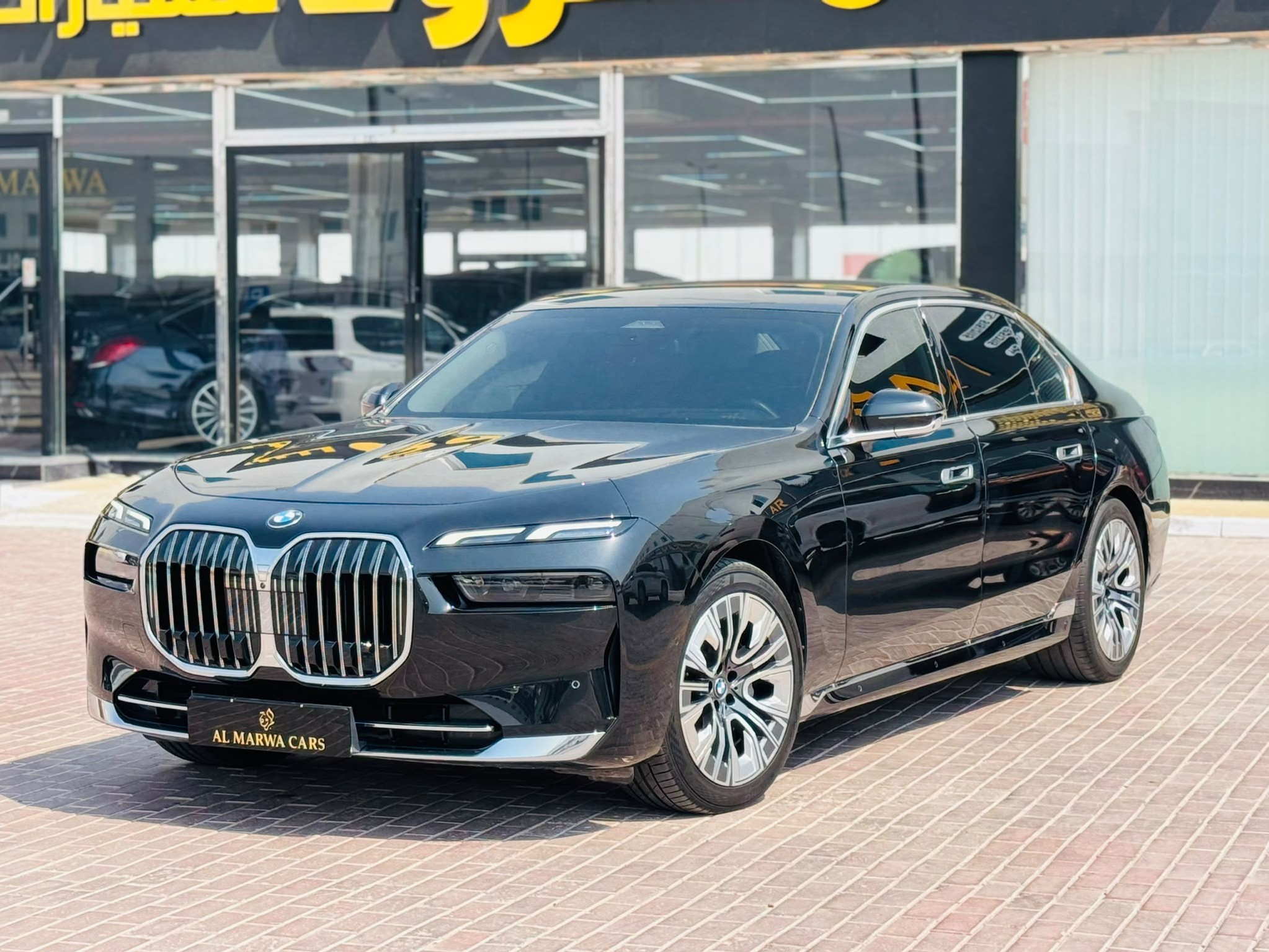 BMW 7-Series 735i 2025 - Image 3