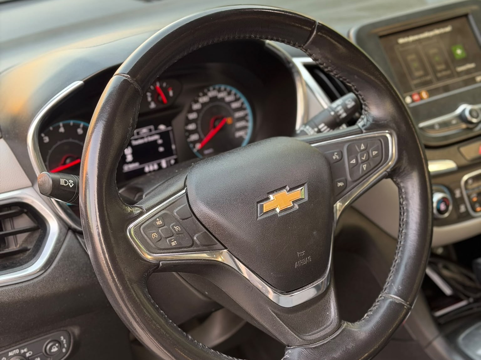 Chevrolet EQUINOX 2019 - Image 2