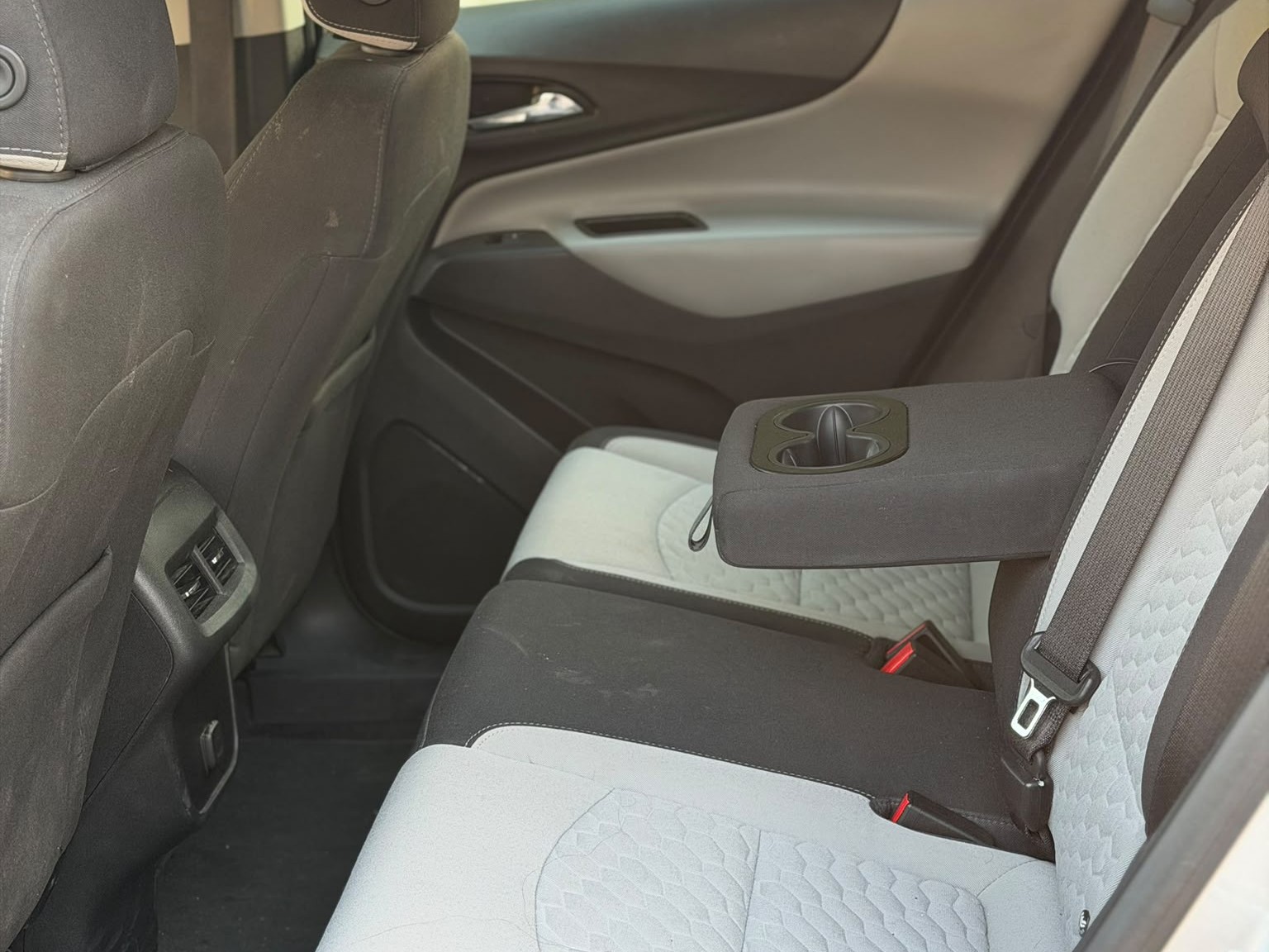 Chevrolet EQUINOX 2019 - Image 3