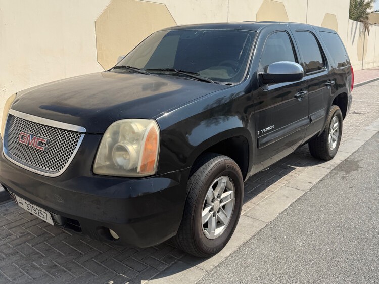 GMC Yukon SLE 2009 - Image 1