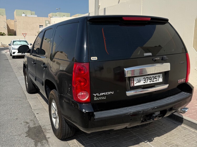 GMC Yukon SLE 2009 - Image 4