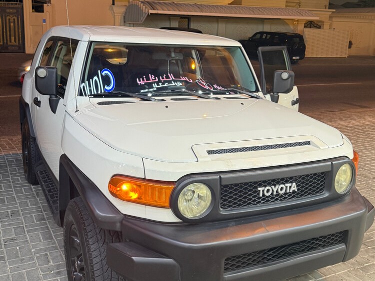 Toyota FJ Cruiser 2011