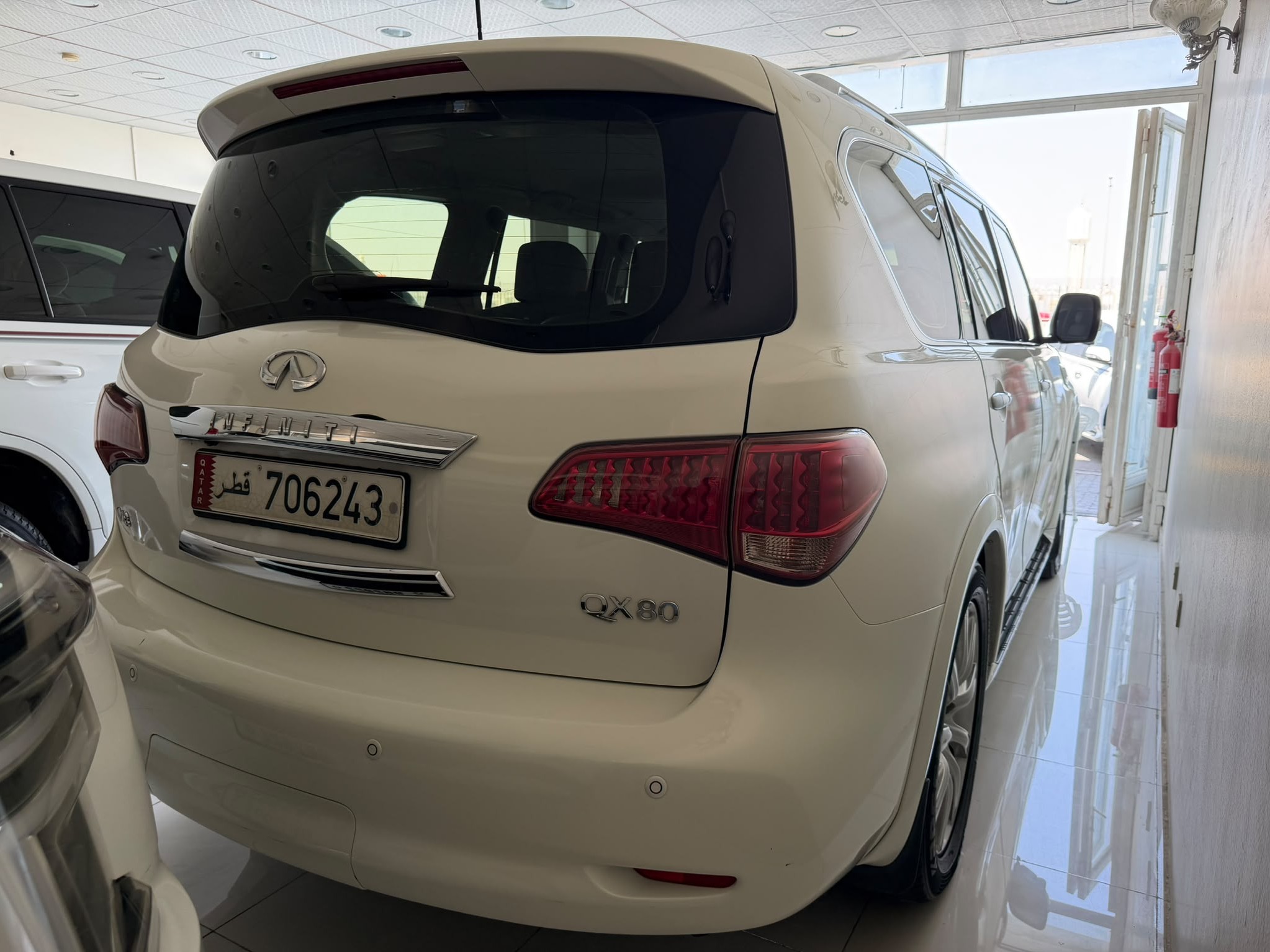 Infiniti QX 80 2014 - Image 4