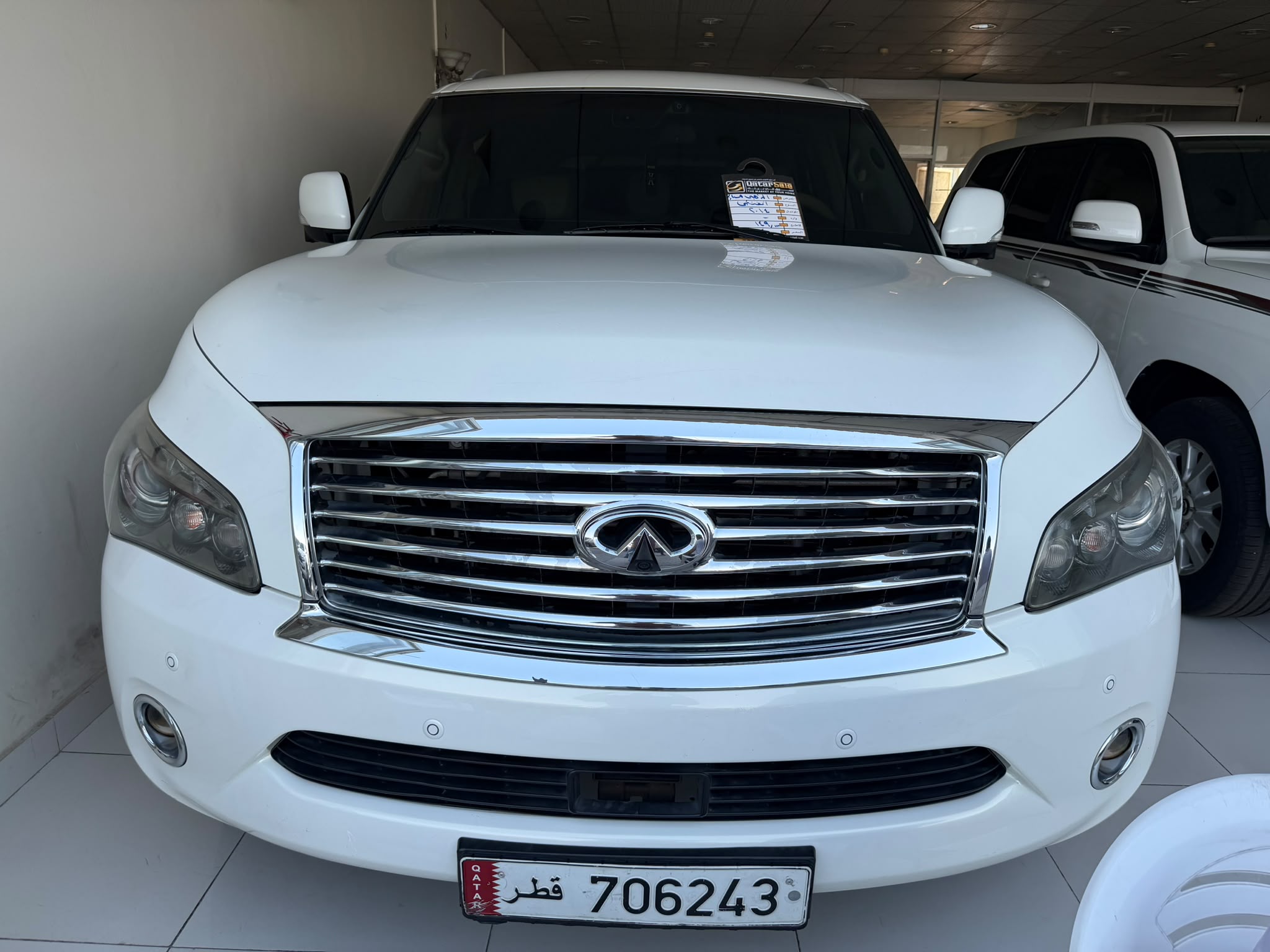Infiniti QX 80 2014 - Image 2