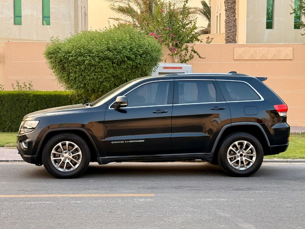 Jeep Grand Cherokee Laredo 2014 - Image 3
