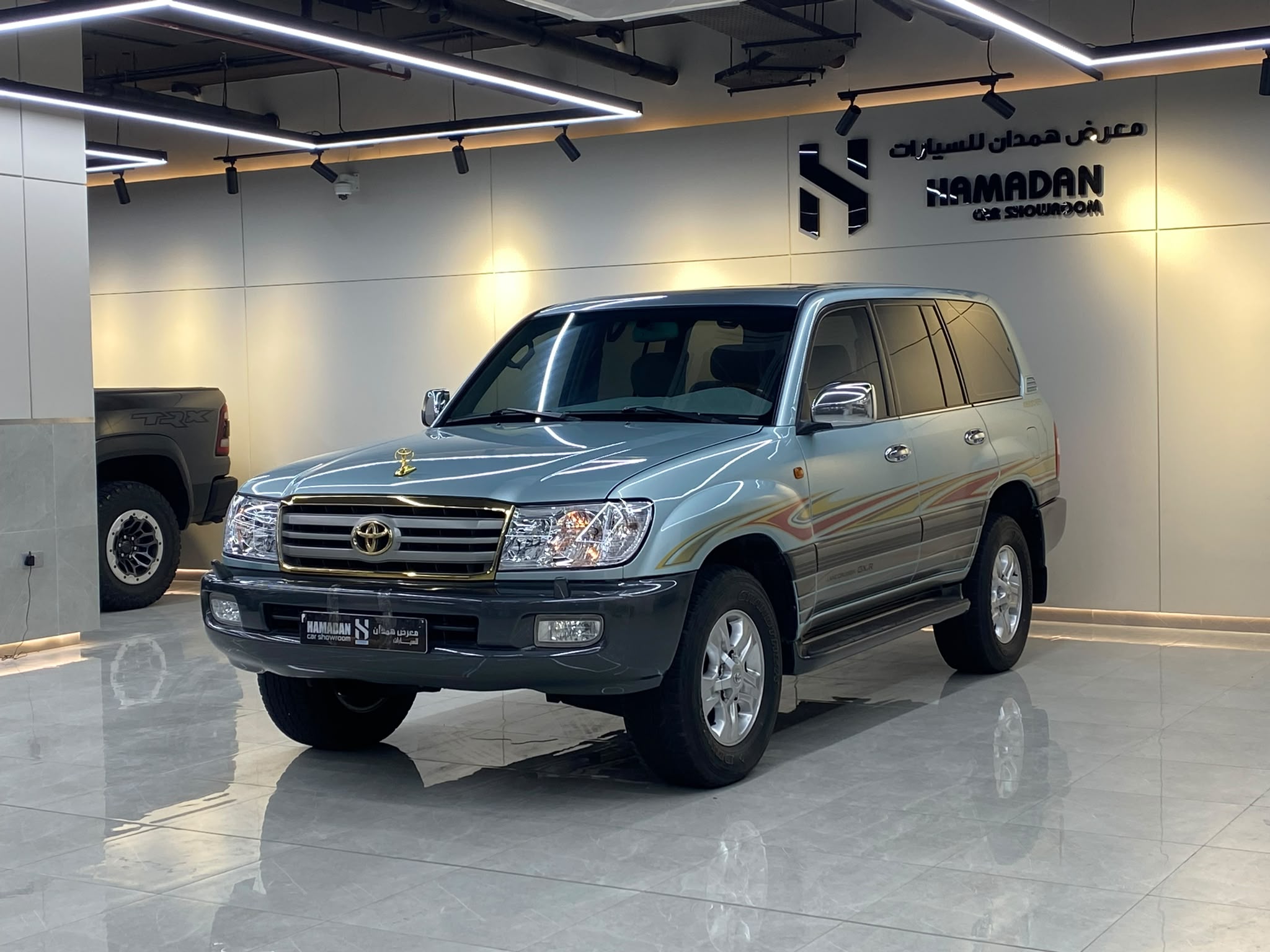 Toyota Land Cruiser GXR v6 2007 - Image 2