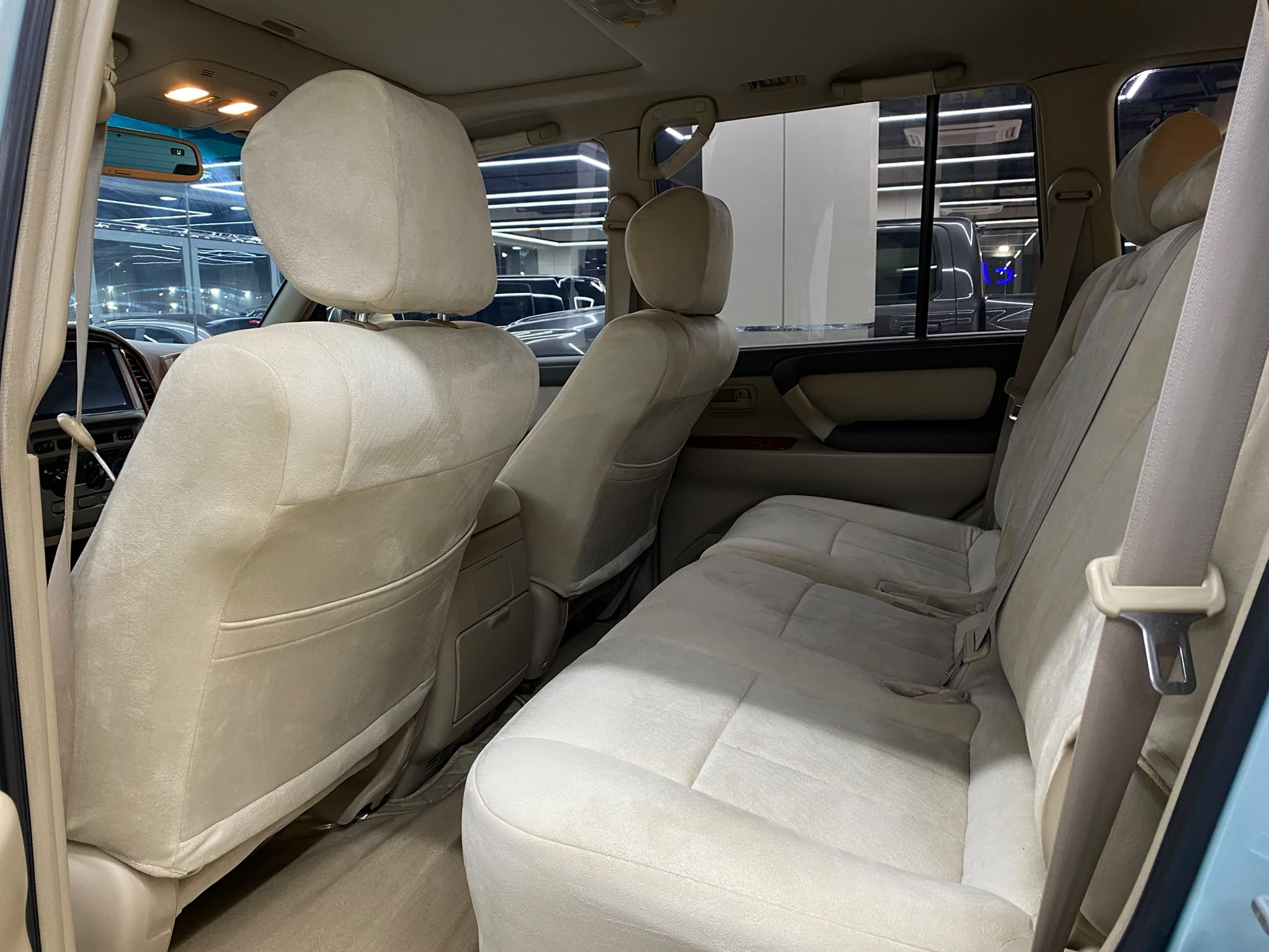 Toyota Land Cruiser GXR v6 2007 - Image 4