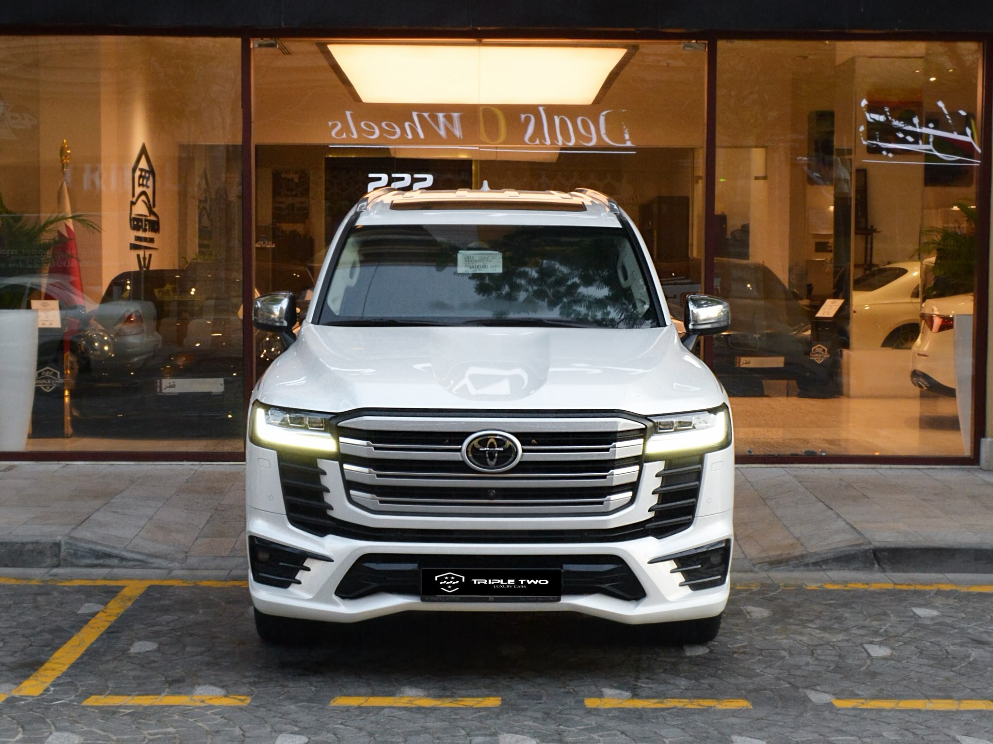 Toyota Land Cruiser VXR Twin Turbo 2025 - Image 2