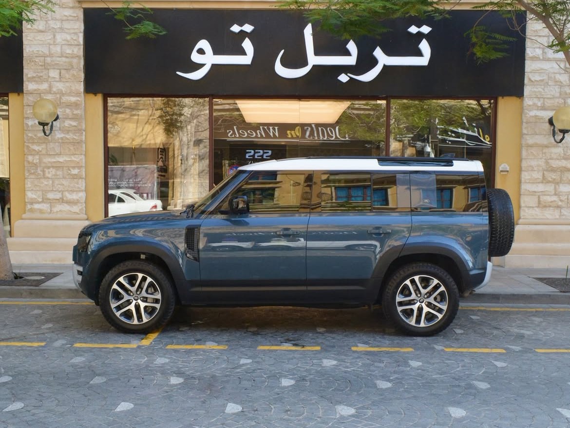 Land Rover Defender 110 HSE 2020 - Image 2