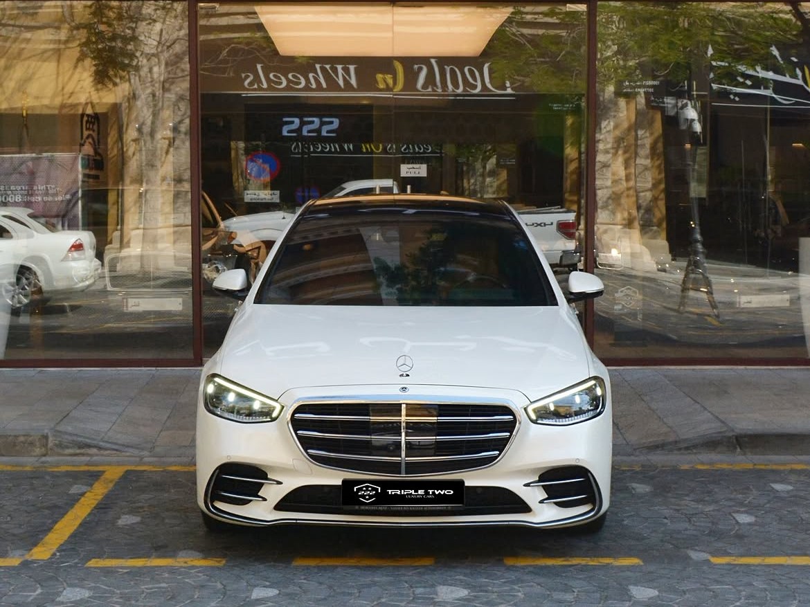 Mercedes-Benz S-Class Sedan 580 2022 - Image 2