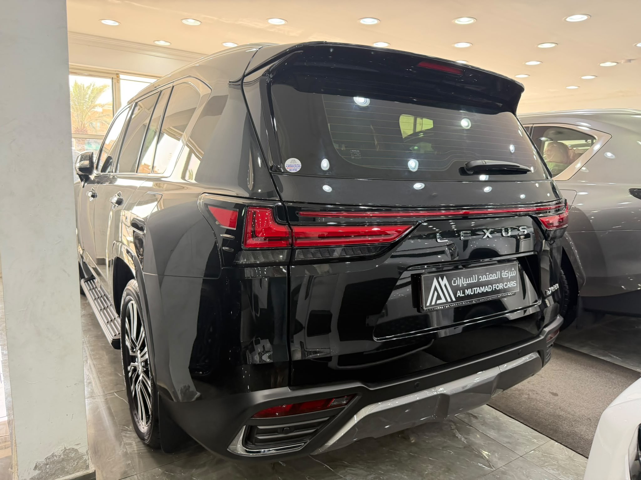 Lexus LX 600 Luxury  2026 - Image 4