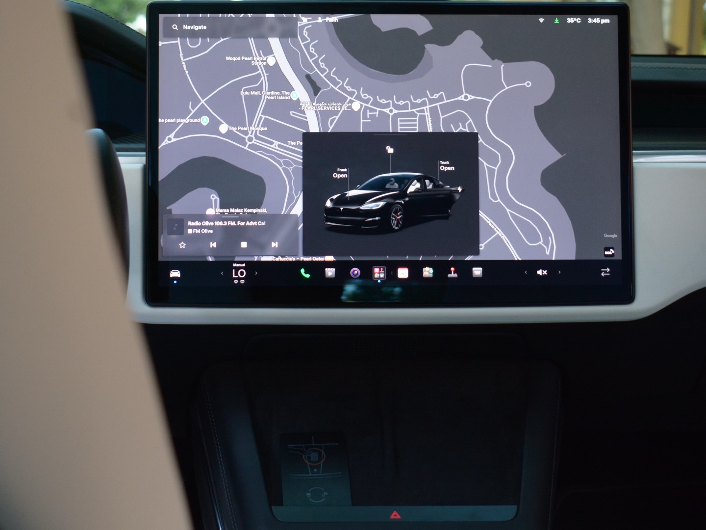 Tesla Model S Plaid 2023 - Image 2