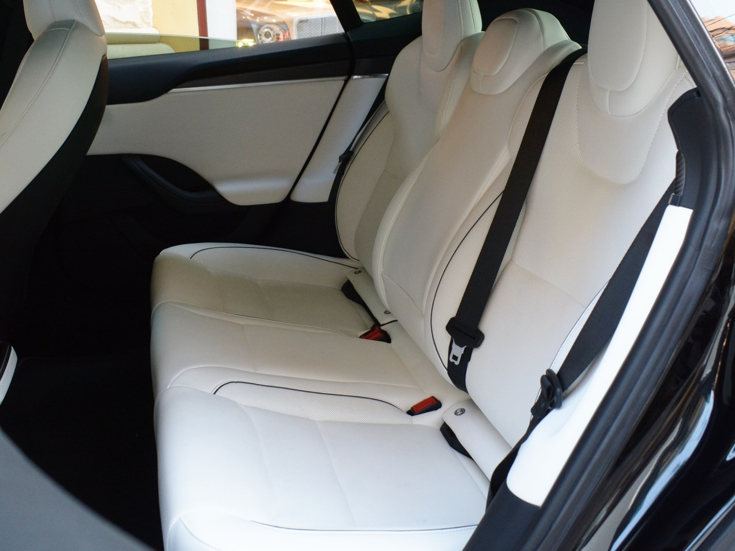 Tesla Model S Plaid 2023 - Image 4