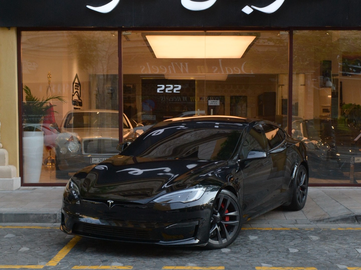 Tesla Model S Plaid 2023 - Image 1