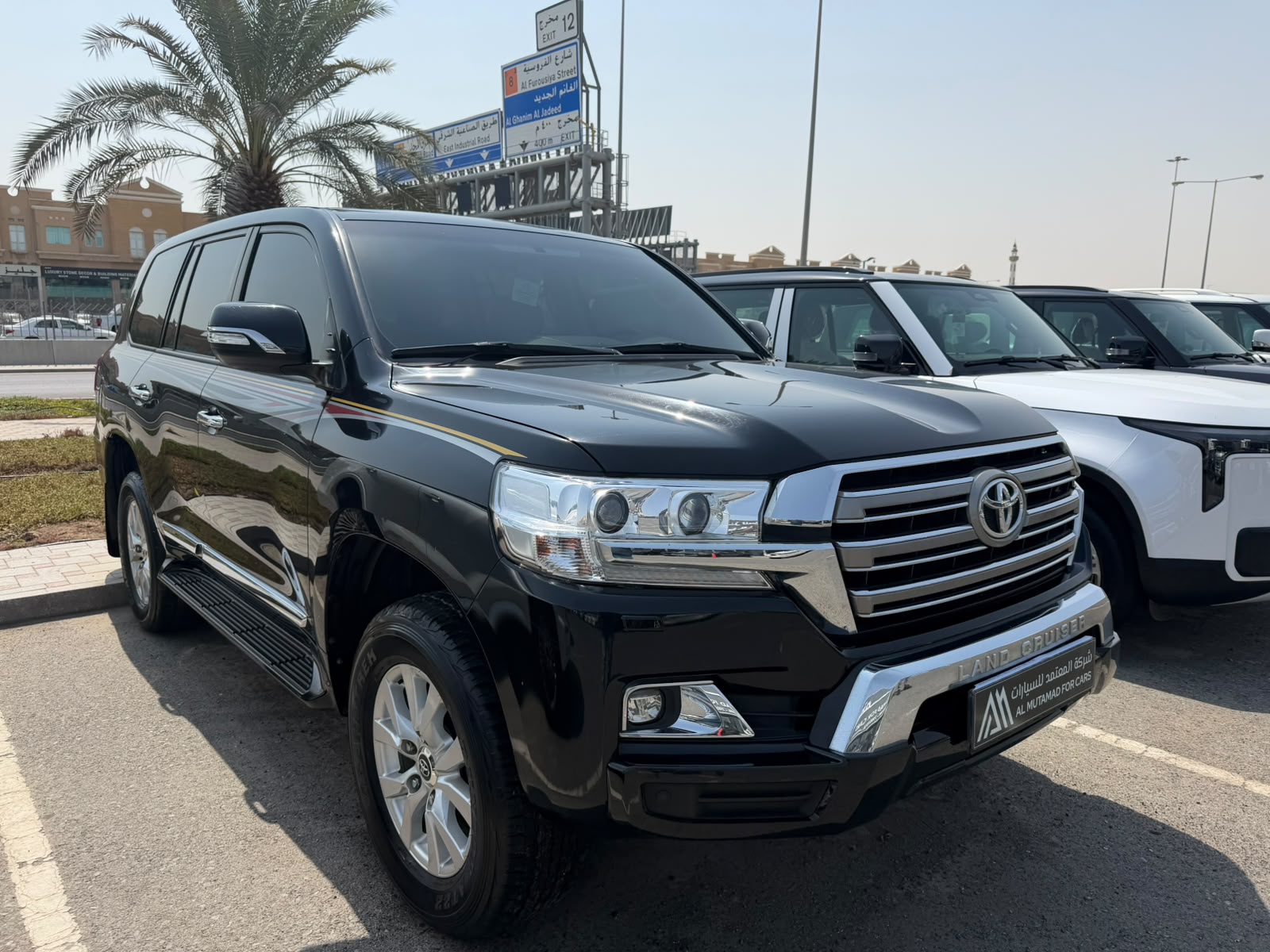 Toyota Land Cruiser GXR v8 2017