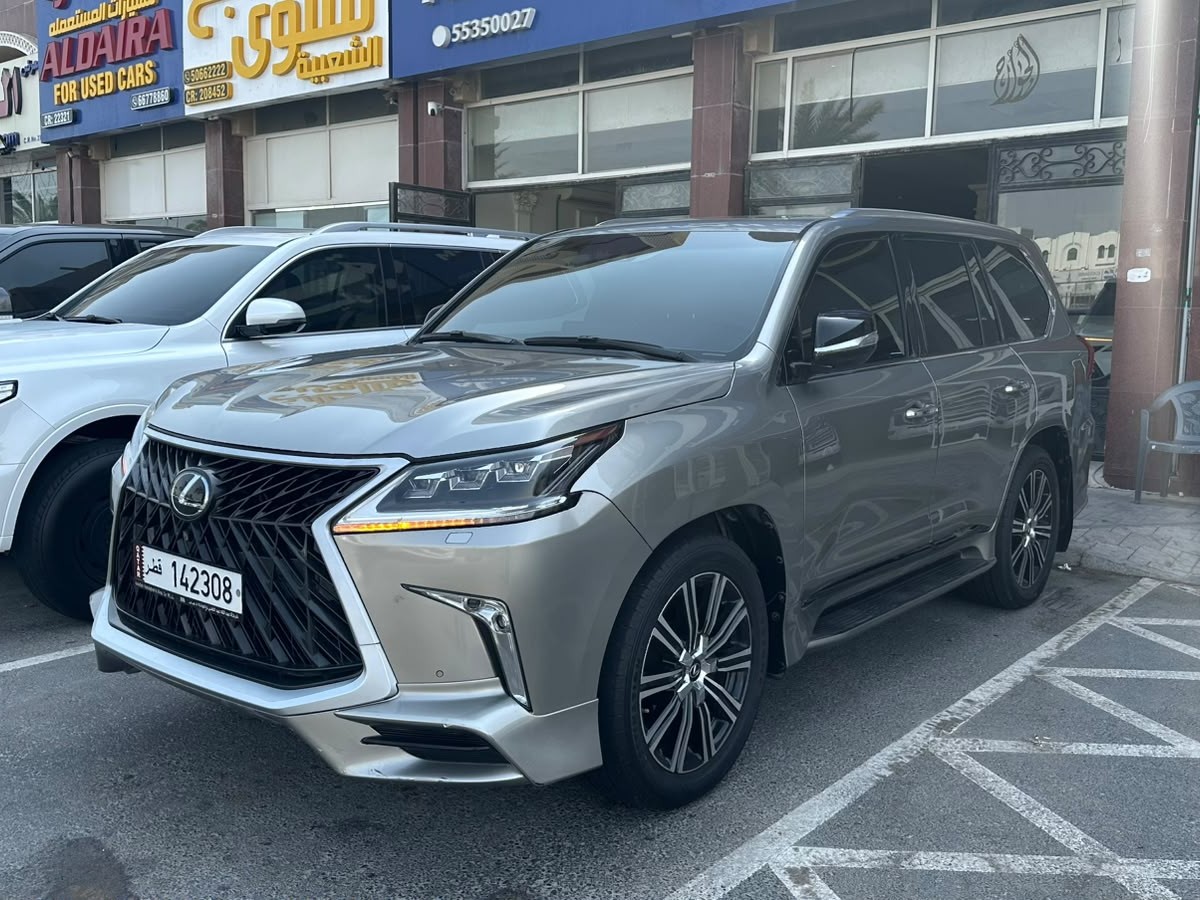Lexus LX 570 S 2016