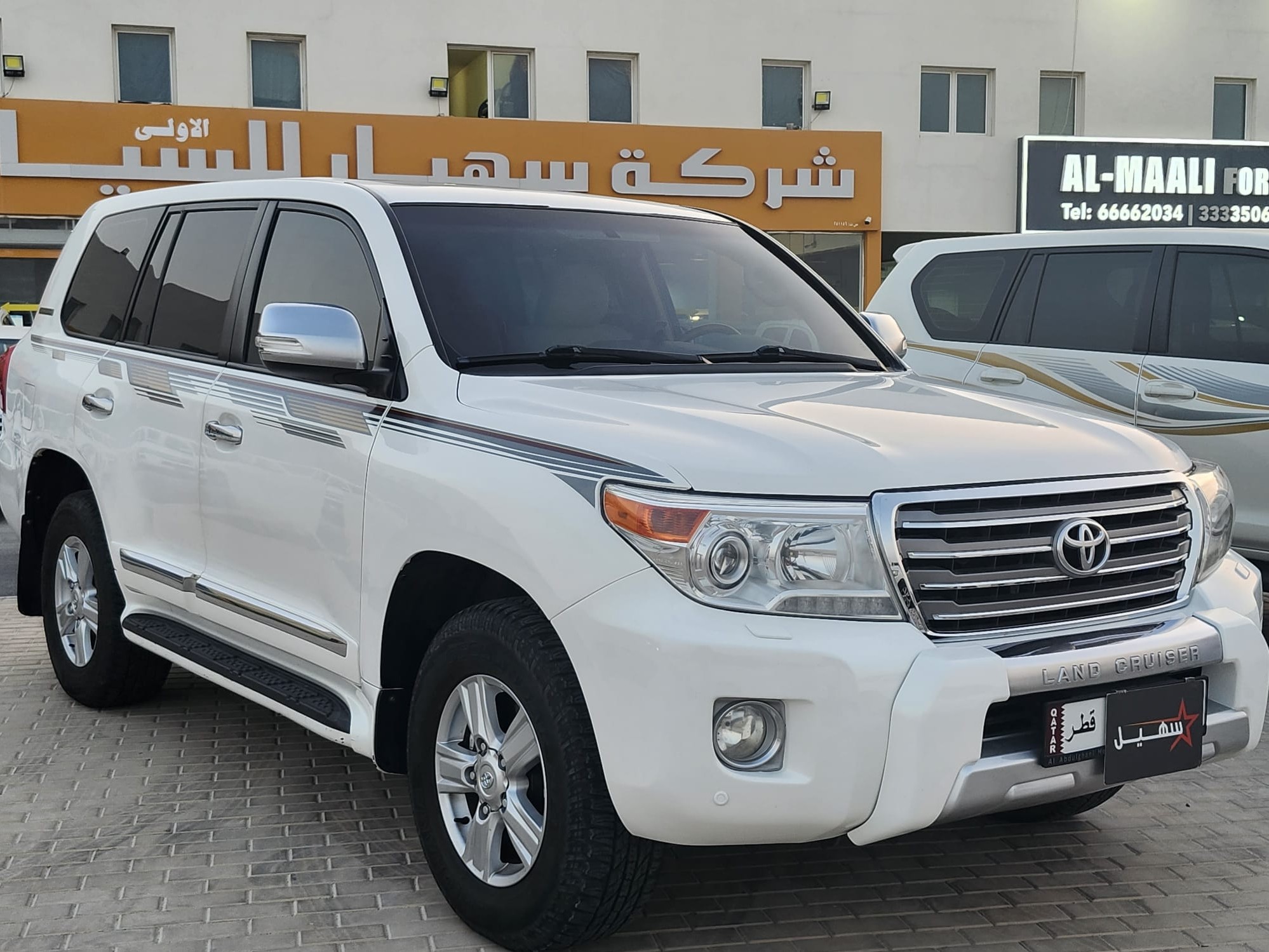 تويوتا لاند كروزر جي اكس ار v8 2015