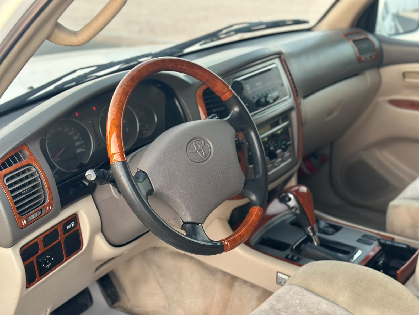 Toyota Land Cruiser GX.R 2006 - Image 3