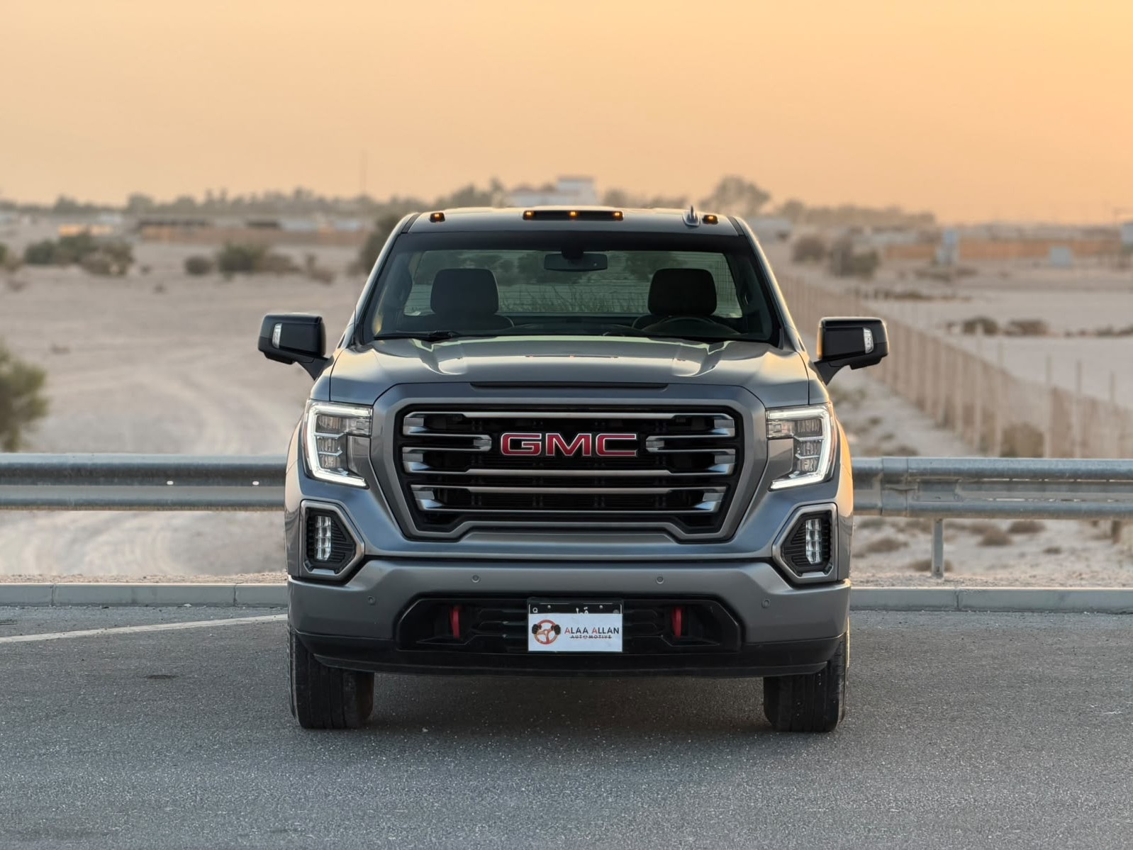 GMC Sierra AT4 2019 - Image 2
