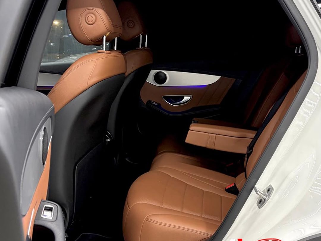 Mercedes-Benz GLC  200 2022 - Image 4