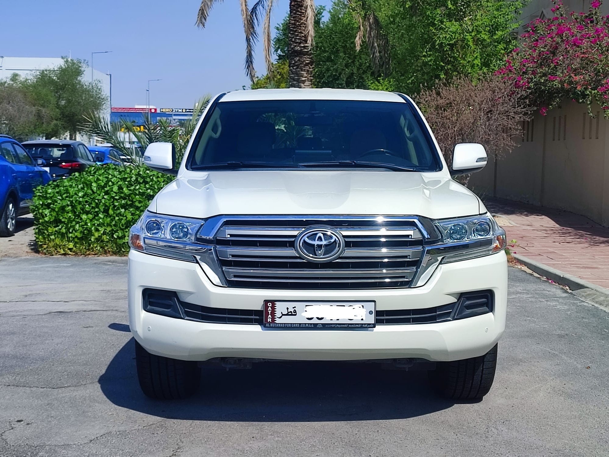 Toyota Land Cruiser GXR v6 2020 - Image 2