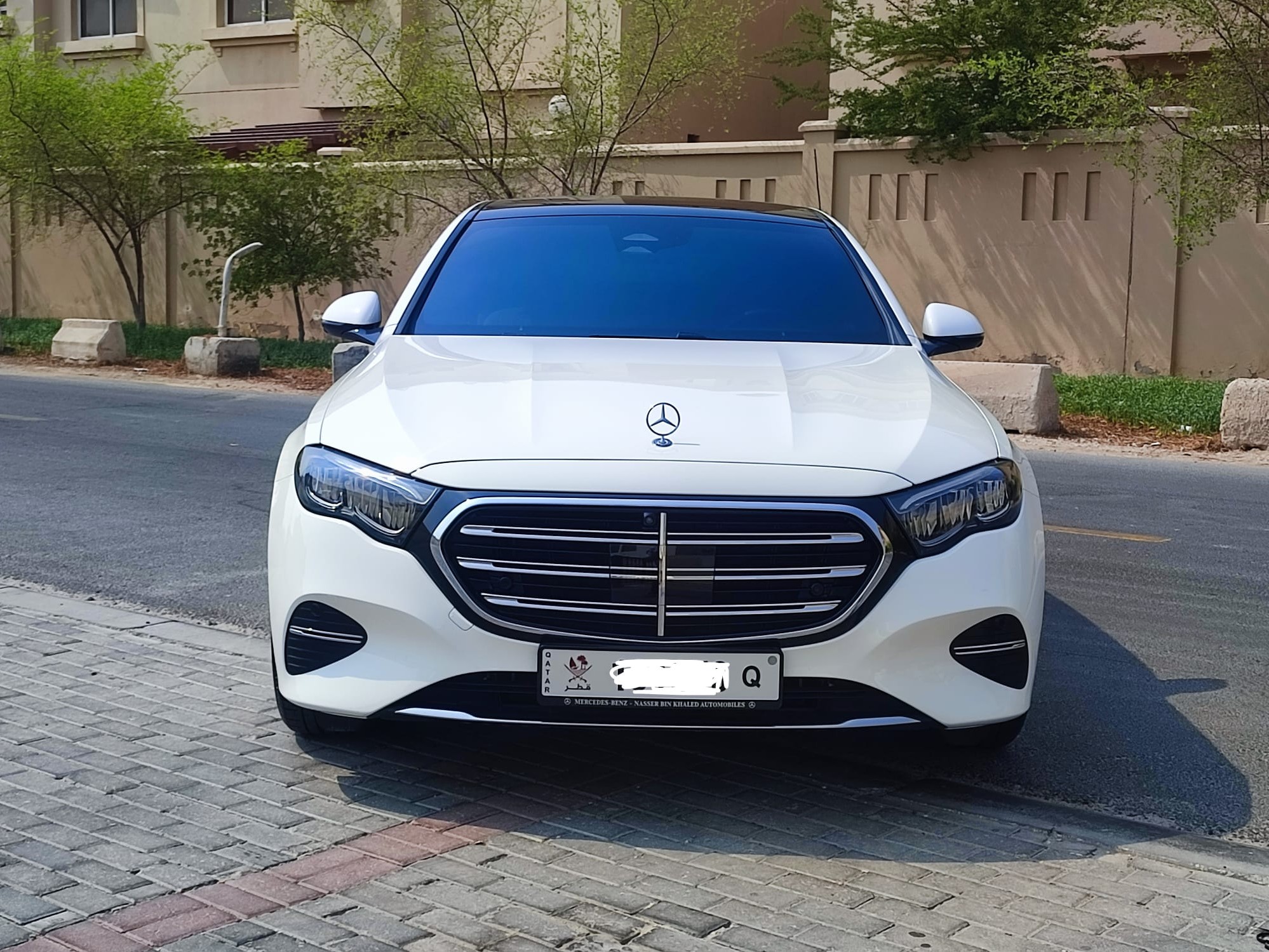 Mercedes-Benz E-Class Sedan 200 2026 - Image 2