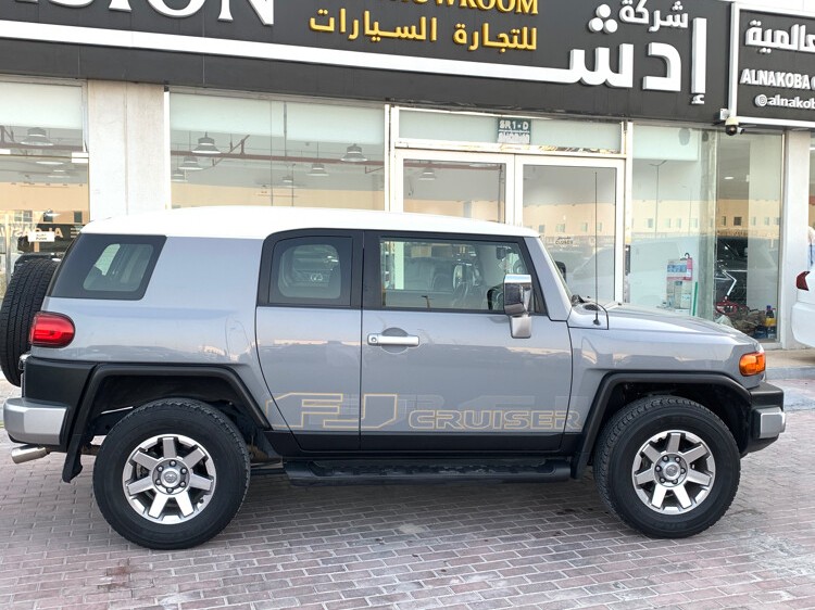 Toyota FJ Cruiser 2021 - Image 4