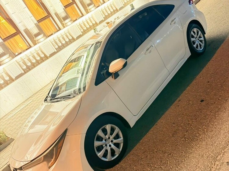 Toyota Corolla XLi 2021 - Image 3